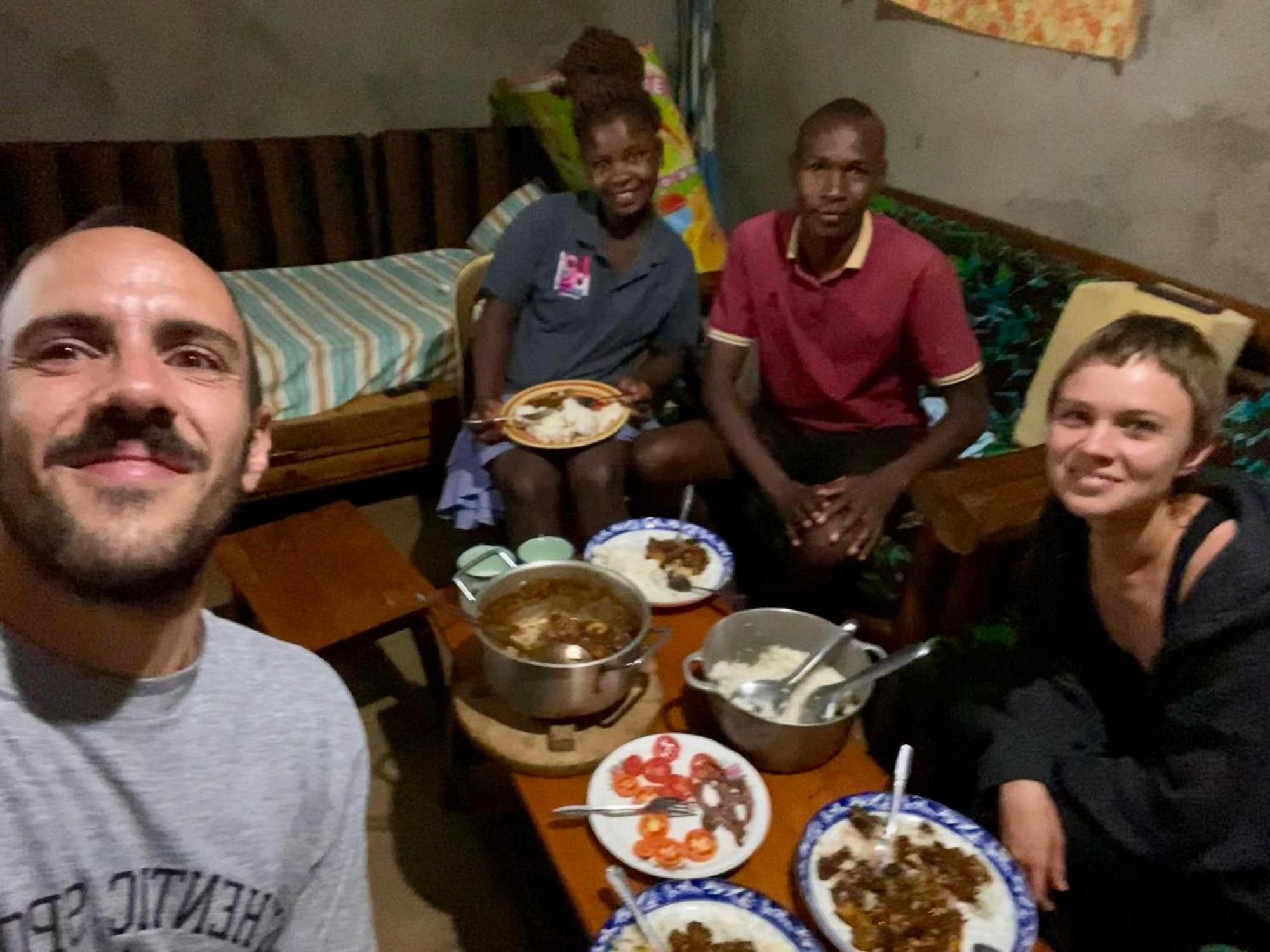 KapchorwaSipi Backpackers公寓 外观 照片